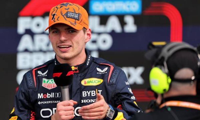 Verstappen Em Tom De Brincadeira Interrompe Ricciardo Durante