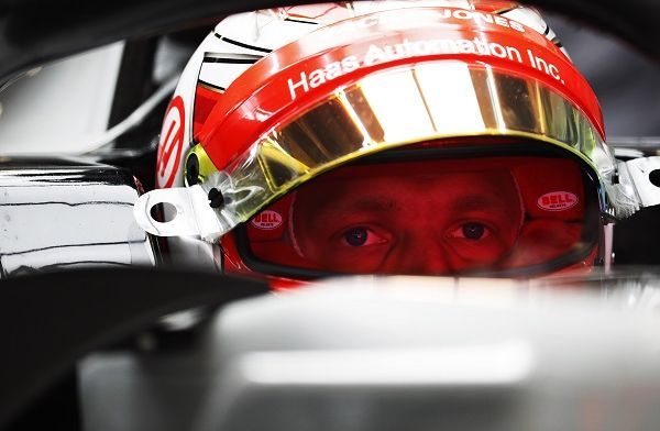 Magnussen will put his life on the line in midfield battle