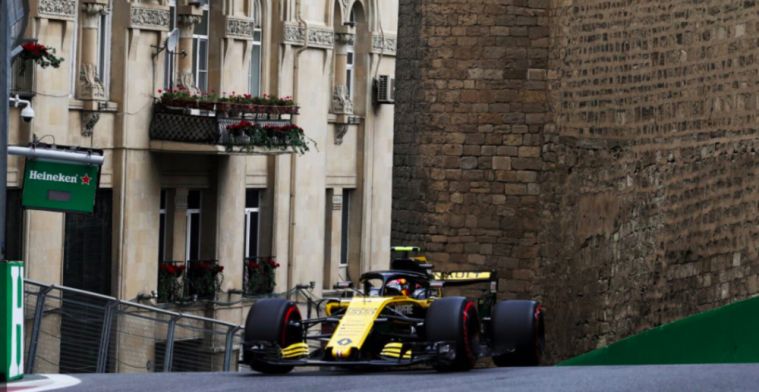 Carlos Sainz says staying with Renault would be a pleasure 