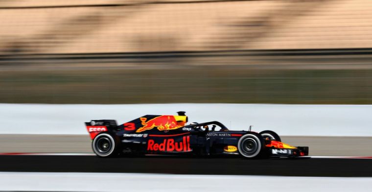 Red Bull boss Mateschitz sees Renault as below average engine