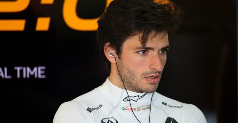 Sainz says no movement until Ricciardo signs new deal