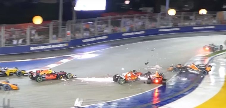The best F1-crashes at Singapore so far!
