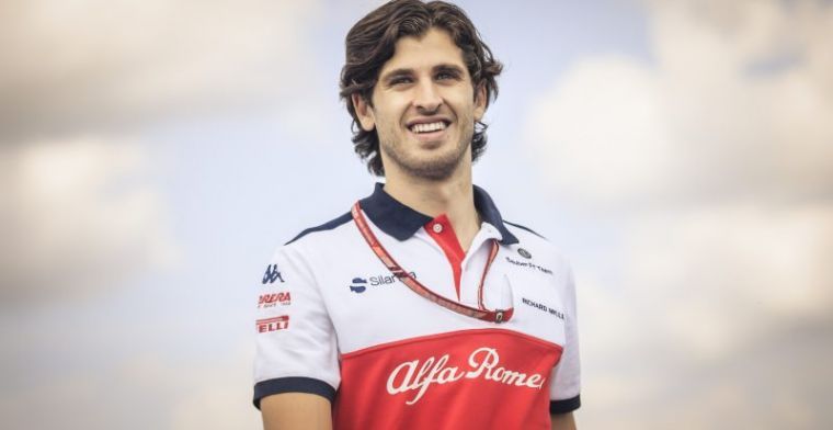 Giovinazzi thinking about self rather than trying to replace Leclerc
