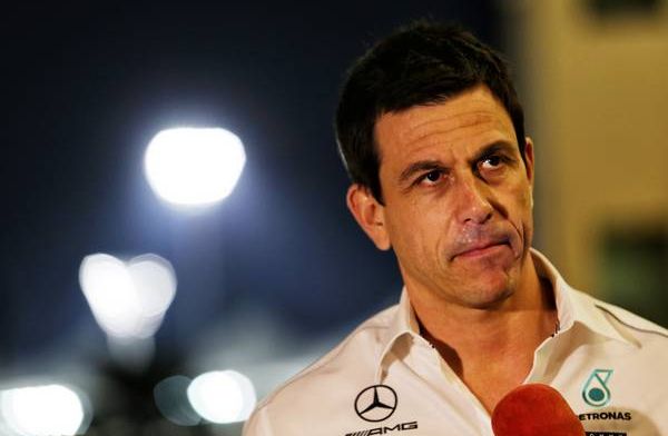 Wolff wants Mercedes challengers mindset for title fight