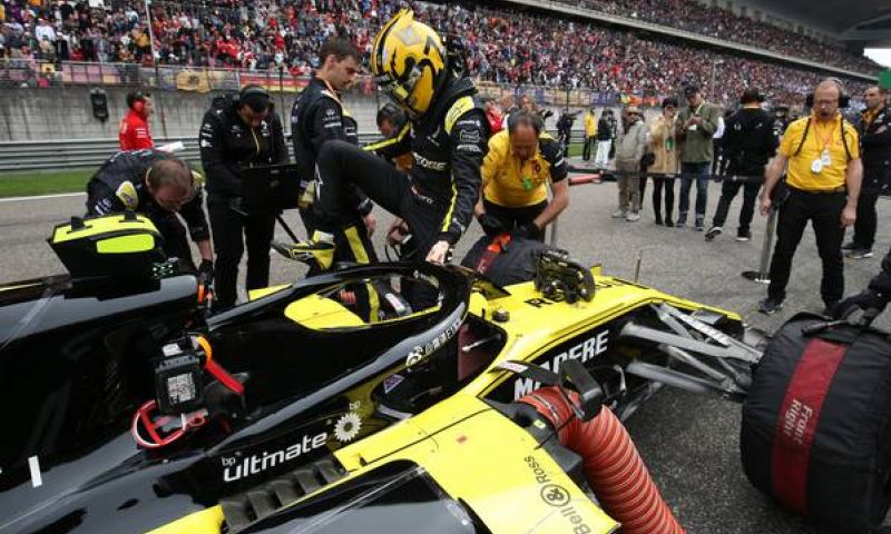 Hulkenberg Expecting Ricciardo Clash Sooner Rather Than Later - GPblog