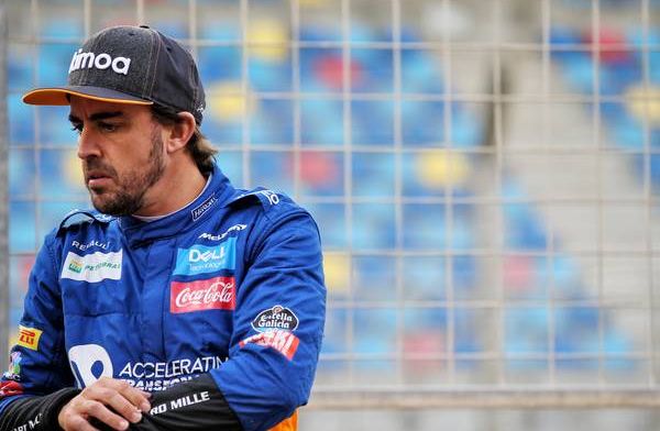Alonso's IndyCar return hit by rain delay