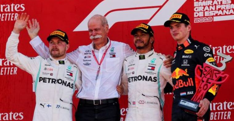 Hamilton prefers it when rivals are competing for races