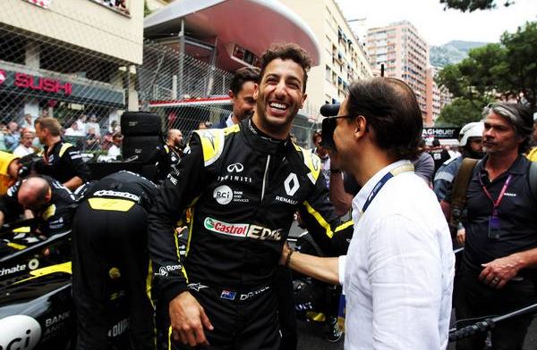 Ricciardo reveals change of mindset: 'I'd rather crash than not try the overtakes'