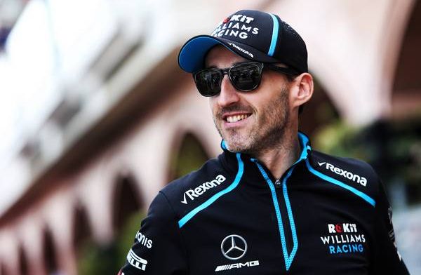Kubica believes he and Russell are driving in two different worlds