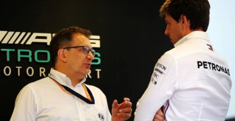 Mercedes has to work because of Honda: And that's good for the sport