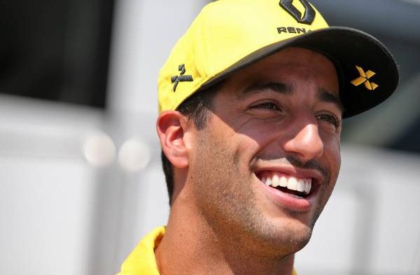 Daniel Ricciardo and Max Verstappen reveal what drivers do when nature calls... 