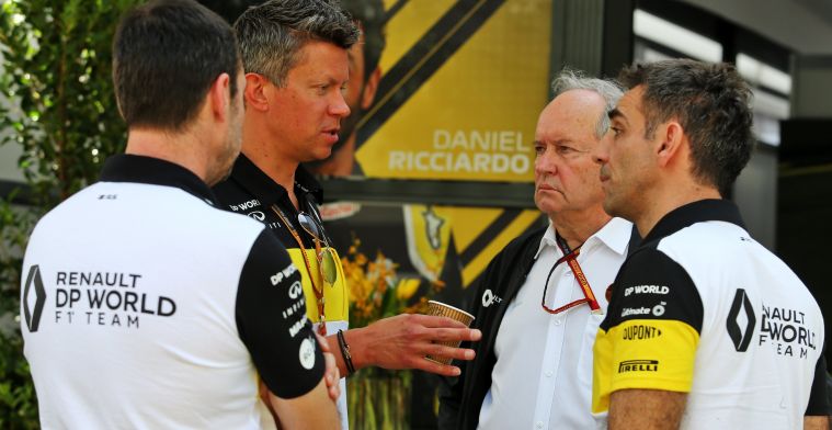 Abiteboul understands concerns at Pirelli: ''It's difficult as a supplier in F1''