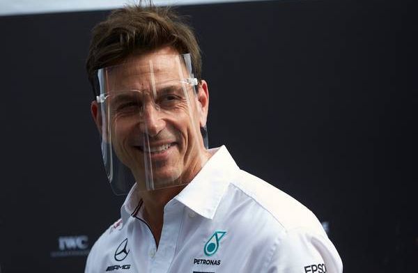 Wolff full of praise for Hamilton after victory in Austria