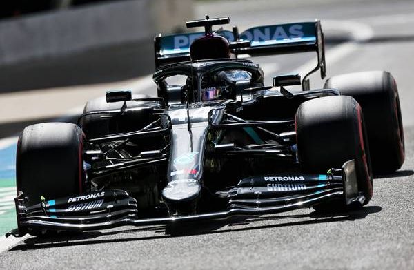 Hamilton takes victory at the British Grand Prix despite major tyre issue
