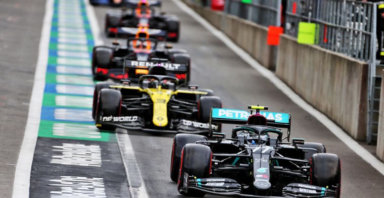 Mercedes: Turn five gets crowded with Verstappen and Ricciardo behind us