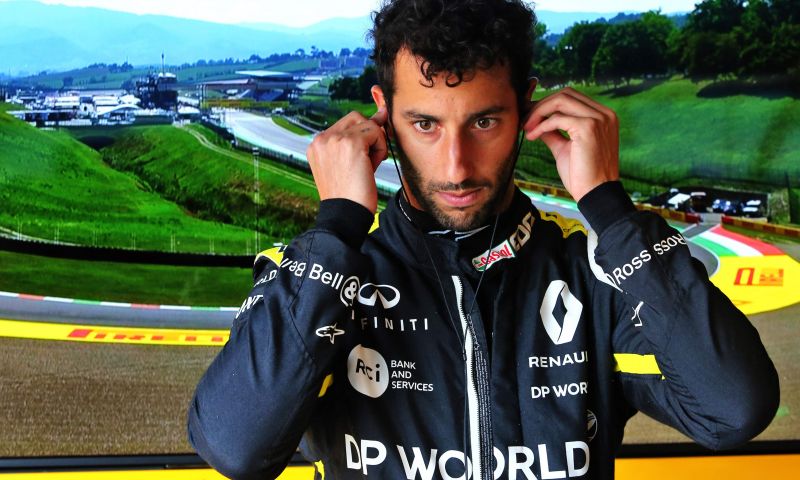 Ricciardo unhappy despite positive surprise: ''This hurts'' - GPblog