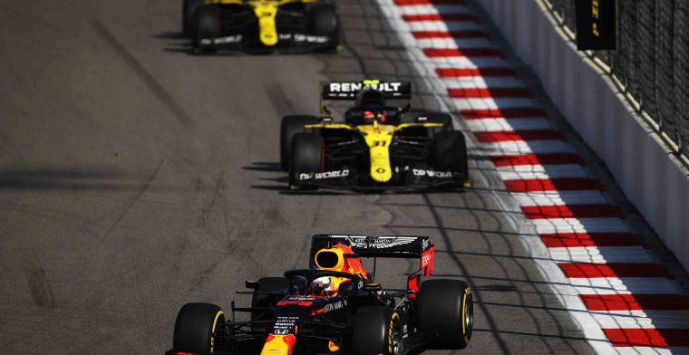 Palmer sees opportunities for Renault because of situations at Red Bull & Ferrari