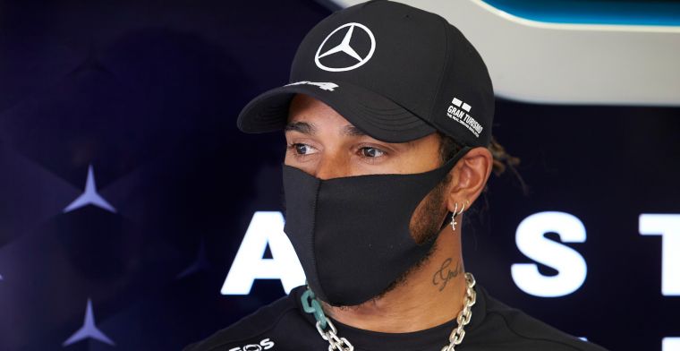 Mercedes prod fun at Hamilton's contract commotion