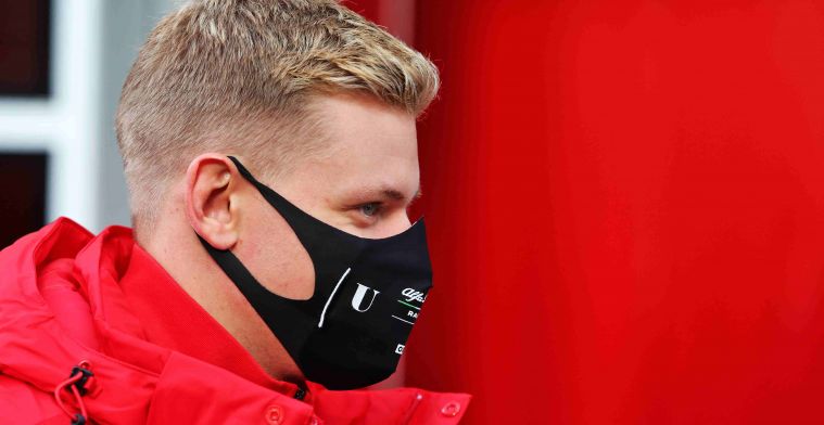 Mick Schumacher: Of course I use some of my father's tips