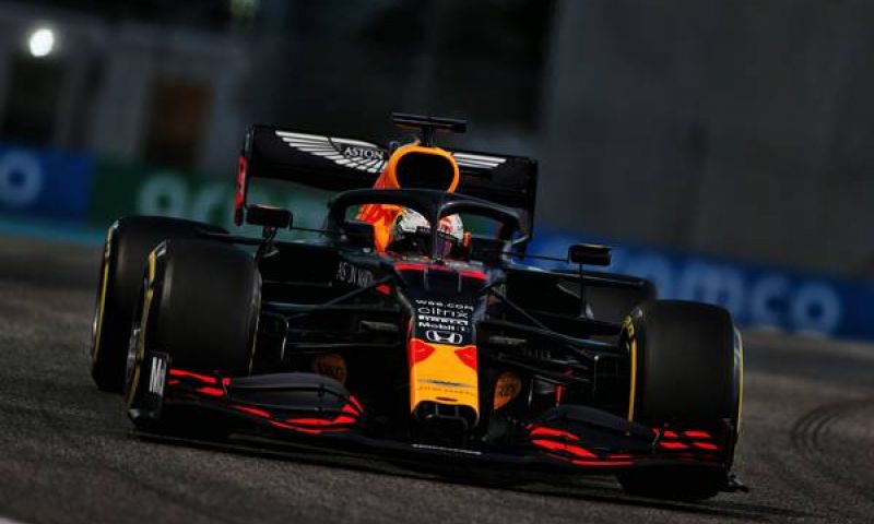 Max Verstappen keeps Mercedes behind to win the Abu Dhabi Grand Prix ...