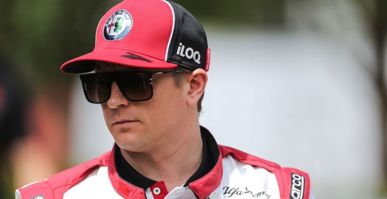 Raikkonen back in the limelight at FIA gala with beautiful move