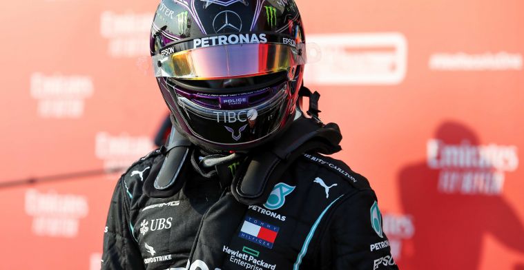 Hamilton causes embarrassing contract situation: 'He should know better'