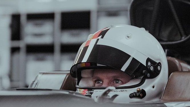 Vettel makes huge impression at Aston Martin: 'Engineer behind the wheel'