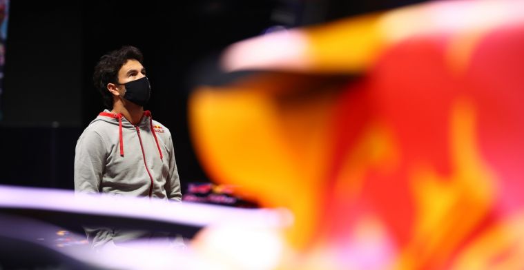 Daring move by Perez: Red Bull Racing ís Max Verstappen!