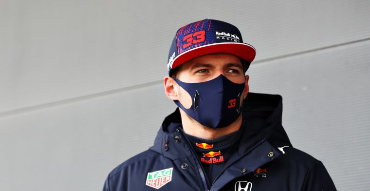 Verstappen shows helmet, car and new cap in video