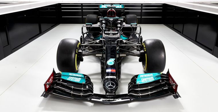Mercedes W12 from even more angles - See the pictures