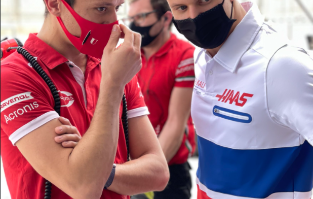 Haas push the boundaries: Colours of Russian flag also visible on Haas F1 shirt
