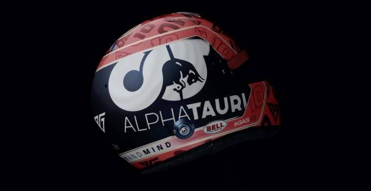 Gasly proudly shows off his new racing helmet