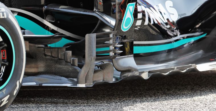 Special Mercedes floor design also spotted at Aston Martin, not Red Bull