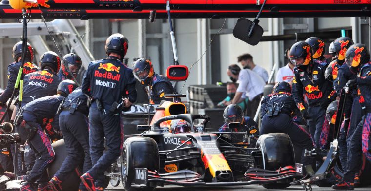 Mercedes has now opened the attack on Red Bull Racing's pit-stop equipment
