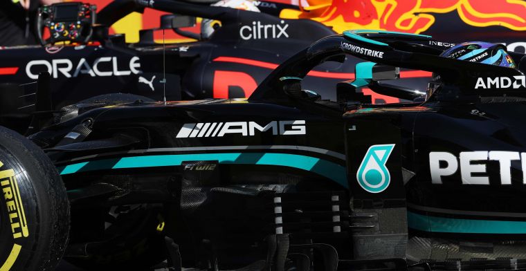 Palmer realistisch: 'Verstappen hele seizoen al agressief tegen Hamilton'