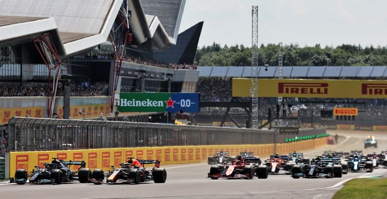 Compliments for Hamilton and Verstappen: 'We saw them race brilliantly'