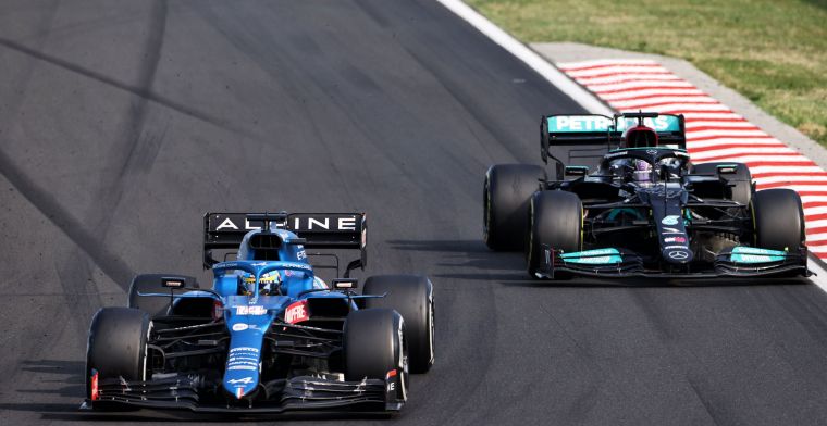 Alonso 'taught' Hamilton racing line in battle at Hungarian GP