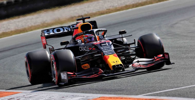 Verstappen unstoppable for pole position: 'He's flying out there'