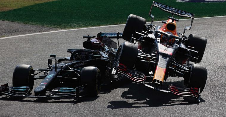 Villeneuve unhappy with Verstappen's punishment: 'Belongs to Formula 1'