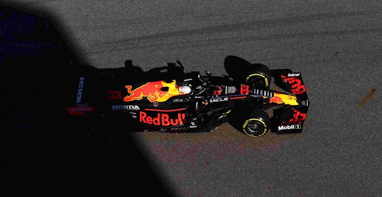 Analysis longruns: Verstappen nearly half a second slower than Mercedes