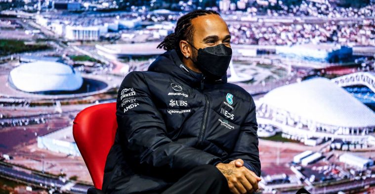 Hamilton sees downside to Verstappen: 'I was like that myself in my first year'.