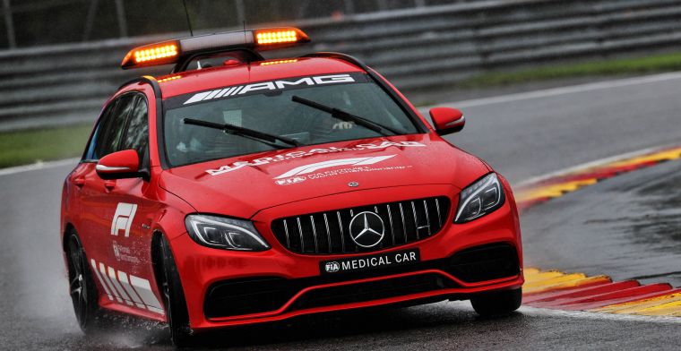 New line-up inside medical car during Turkish GP due to COVID