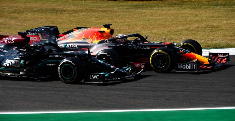 CEO of F1 enjoys the title fight between Hamilton and Verstappen