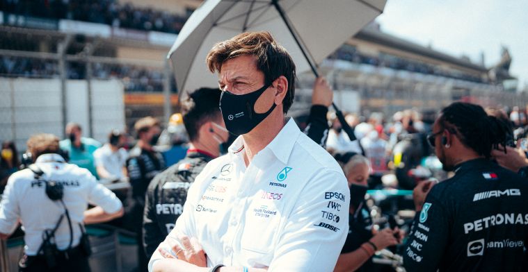 Wolff inconsolable: 'Red Bull could have driven circles around us'