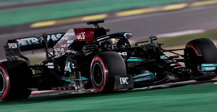 Mercedes explains why Hamilton drove with an old engine in Qatar