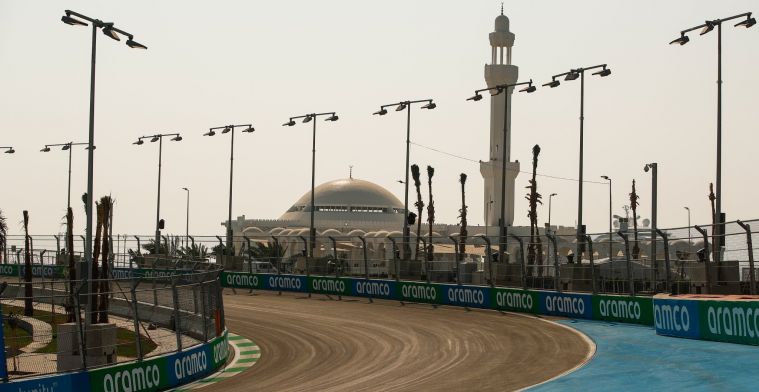 Not a good start in Jeddah: first F2 session delayed immediately