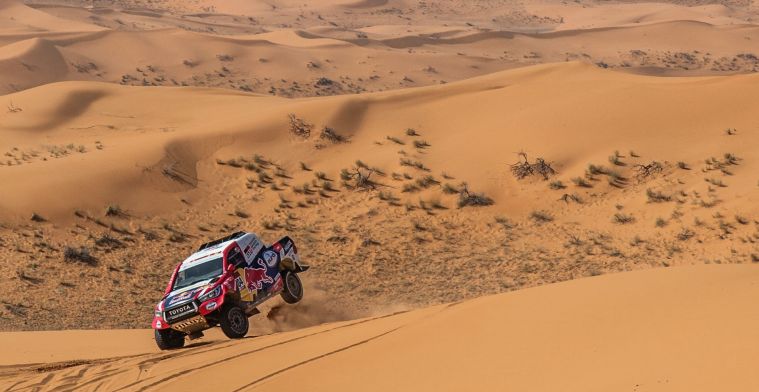 De Villiers ruled out of victory in Dakar Rally after huge time penalty