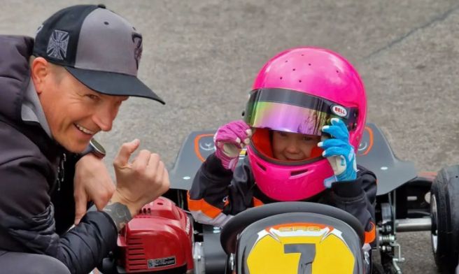 F1 Social Stint | Raikkonen's daughter follows in his footsteps in go-kart