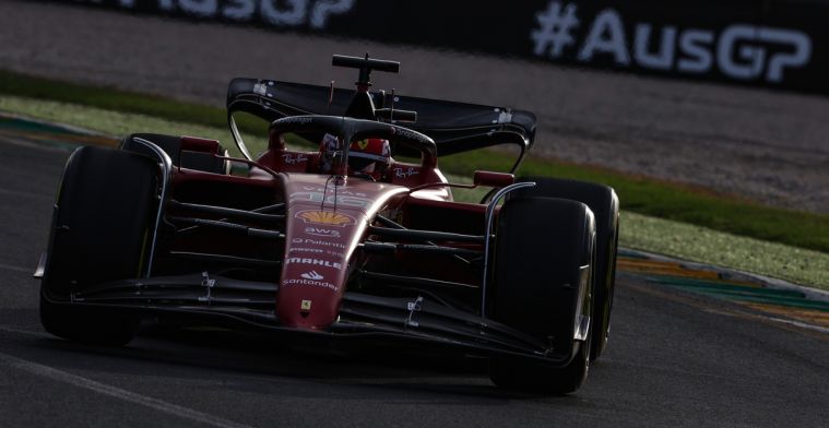This is how late GP of Australia starts with Leclerc from pole position