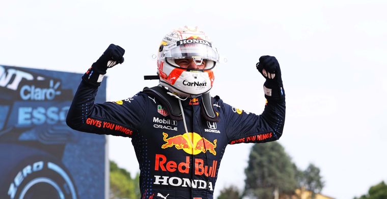 Imola 2021 | Verstappen beats blundering Hamilton on a wet circuit
